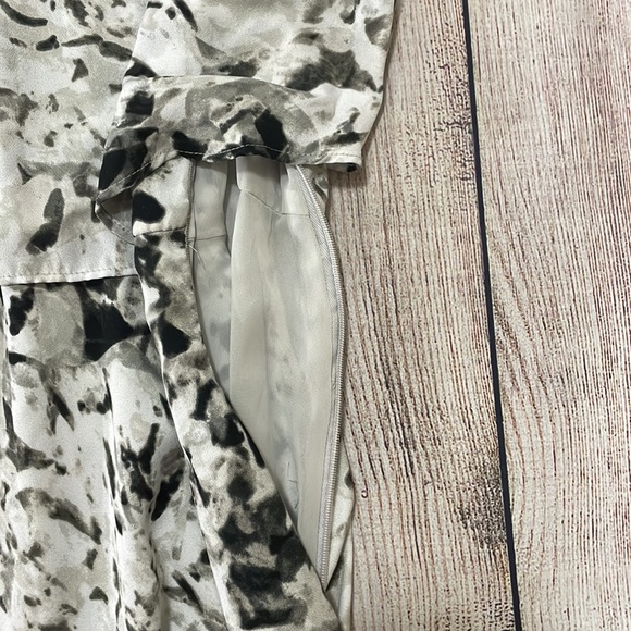 🌸 Clearance! 🌸 Black & White Spaghetti Strap Maxi Dress - Picture 3 of 8